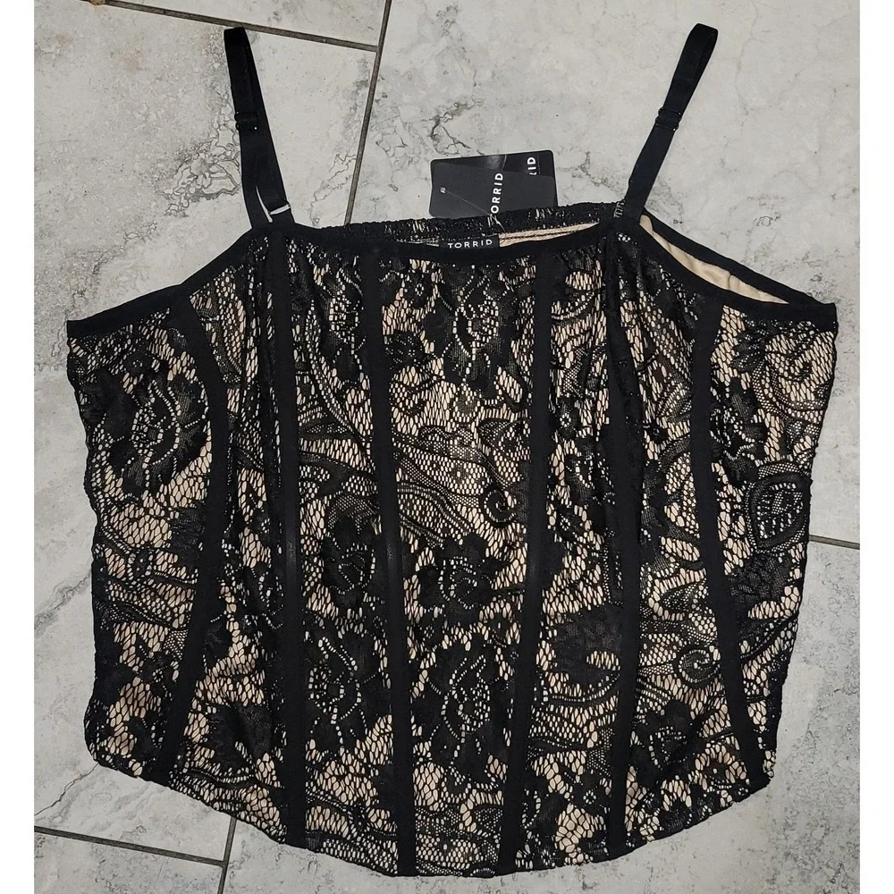 Torrid Black Lace Corset Crop Top Beige Lining Smocked Back‎ New With Tags 2/2X